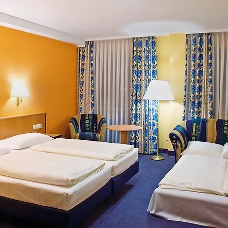 ホテル Strohofer 3*